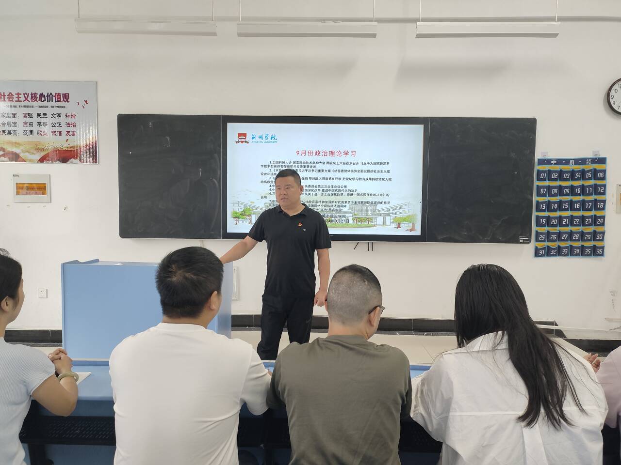 Cache_-1335bdf6dce12d2b.jpg Cache_-1335bdf6dce12d2b.jpg