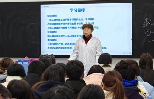 2B15E4B519FC70792903C01A184EAEFA