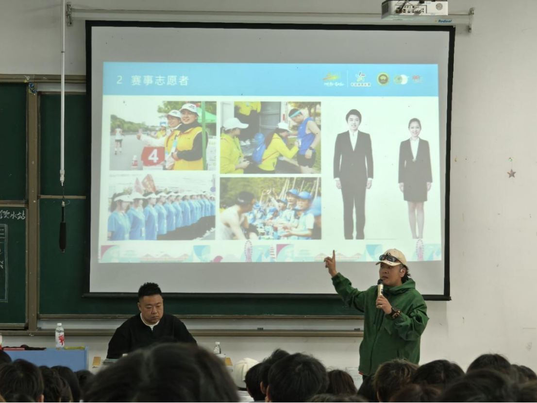 8c7706bac8c4c43033385c69a3e08ef.png 8c7706bac8c4c43033385c69a3e08ef.png