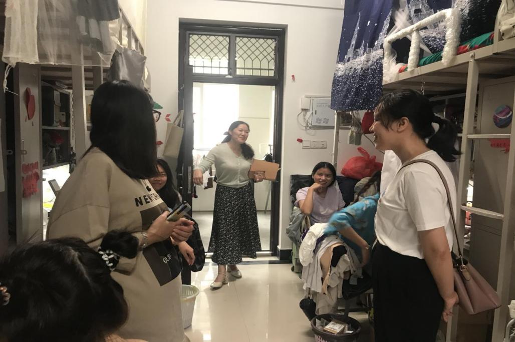 B085DD160D5AA7E90CE68534FFE6D7C9