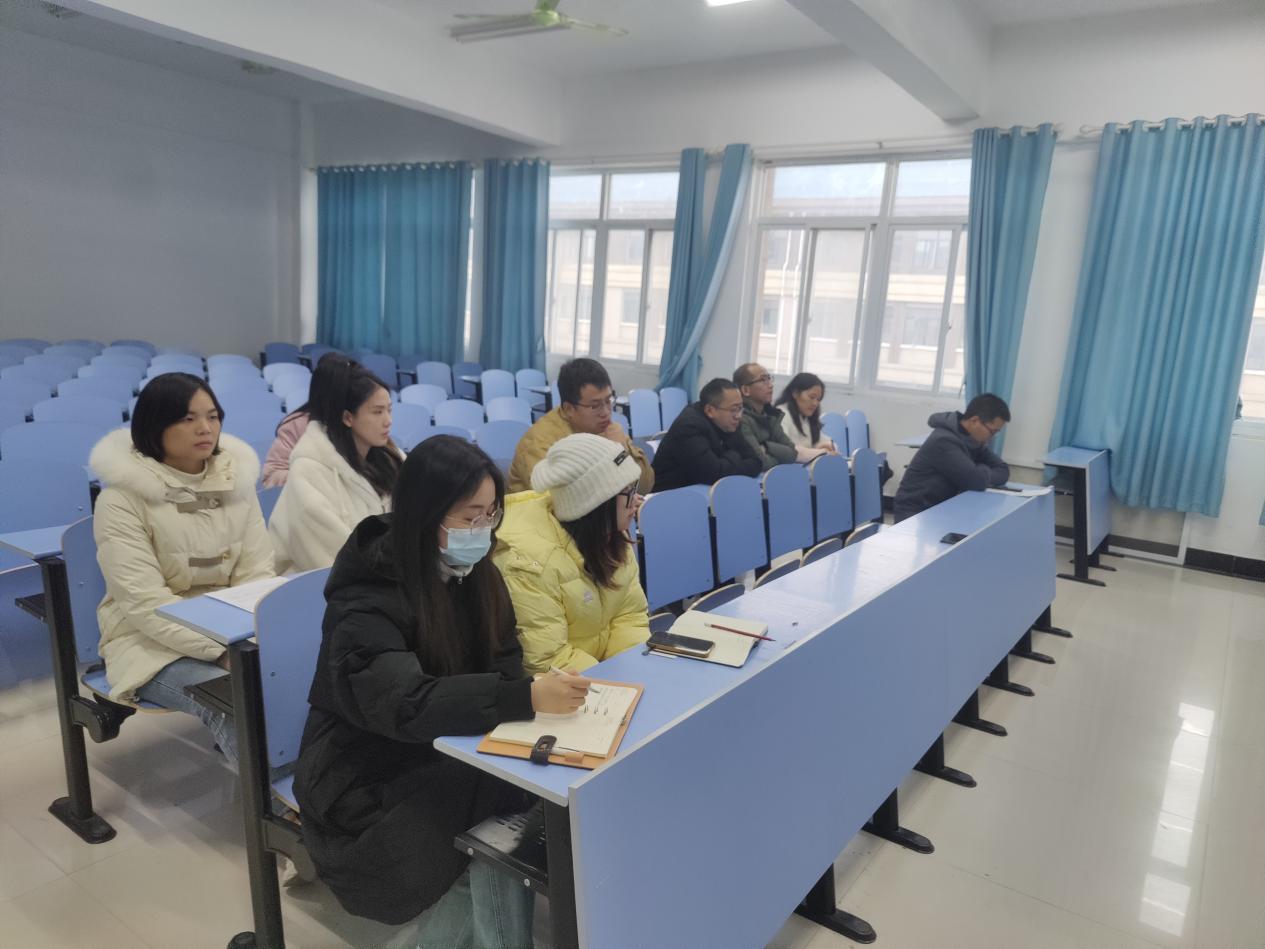 5eb9db5a903e7d42e2e8e4c40e209c8