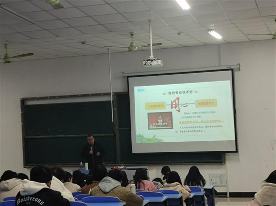 103f8d6194fea5b1d5b0f1f85311560