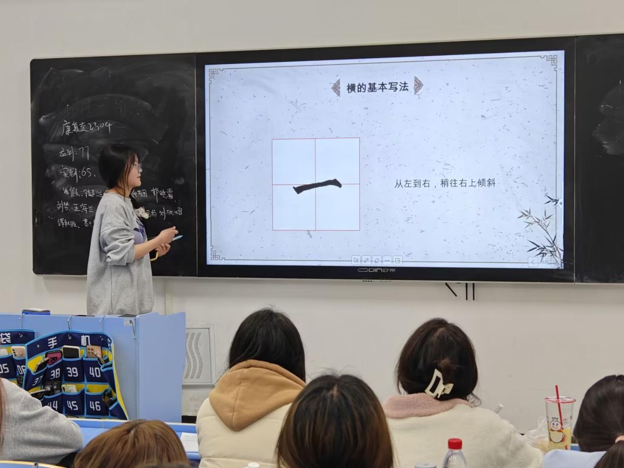 3E2436C877C3F22C987EDBABEA36908E