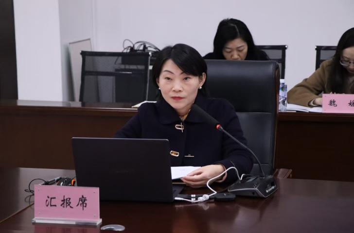 5de6fcfcf7dbf5a0e1bdbc4c9272eebc