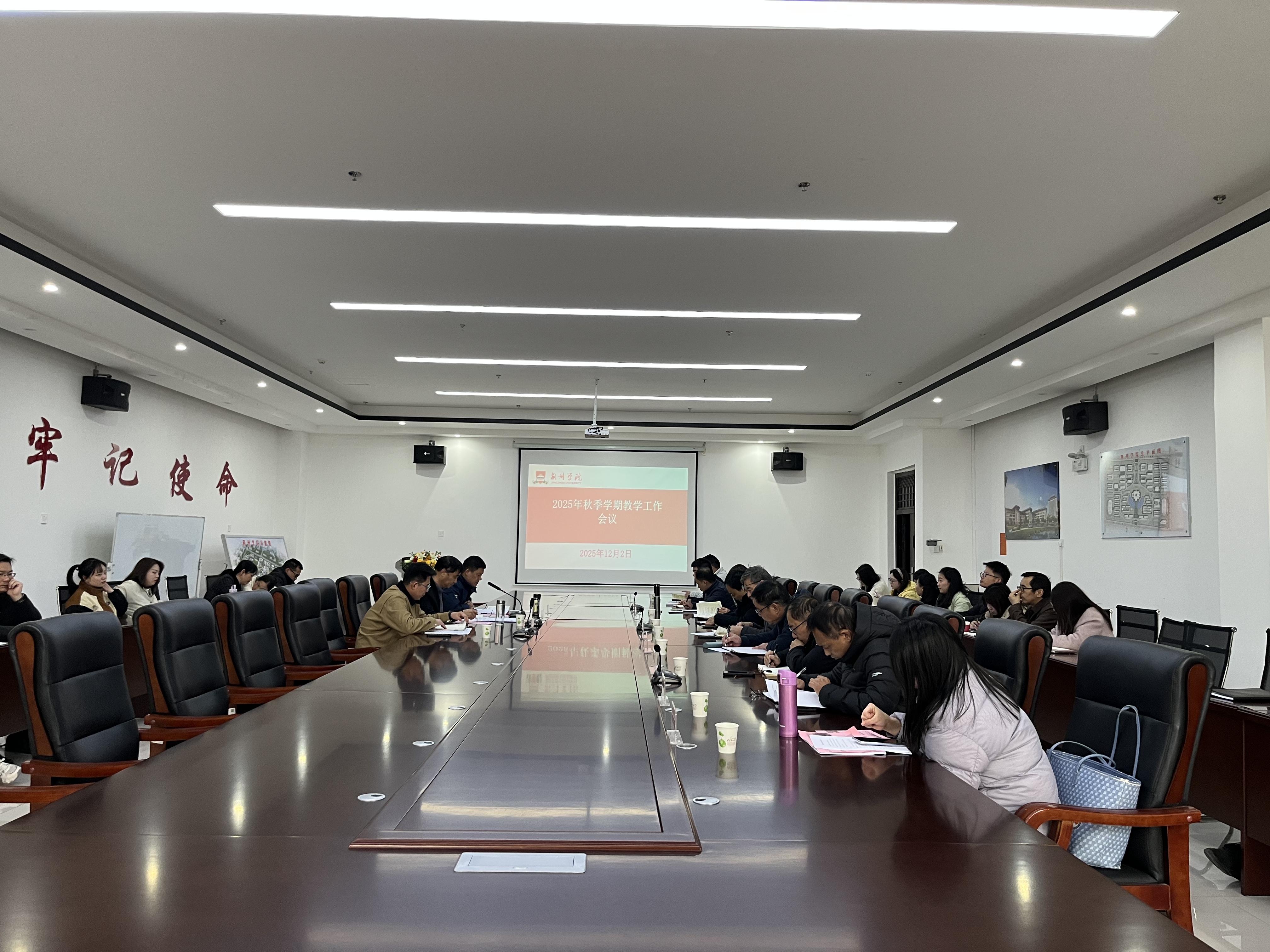 8d23d9c15a1e0a36db3ff7dab61b419f