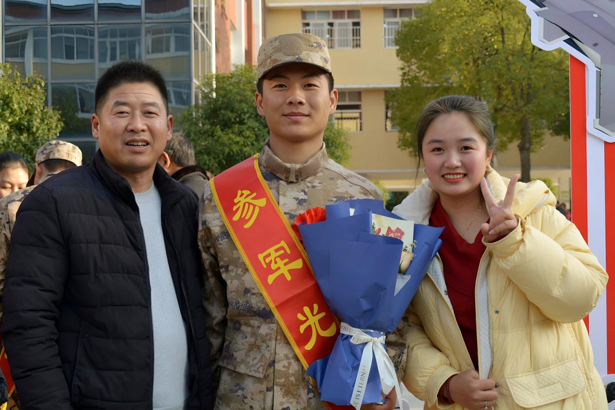 图片2.png 图片2.png