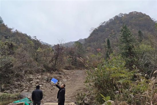 5ACF0EAFF635B92B617226C2F77808E6